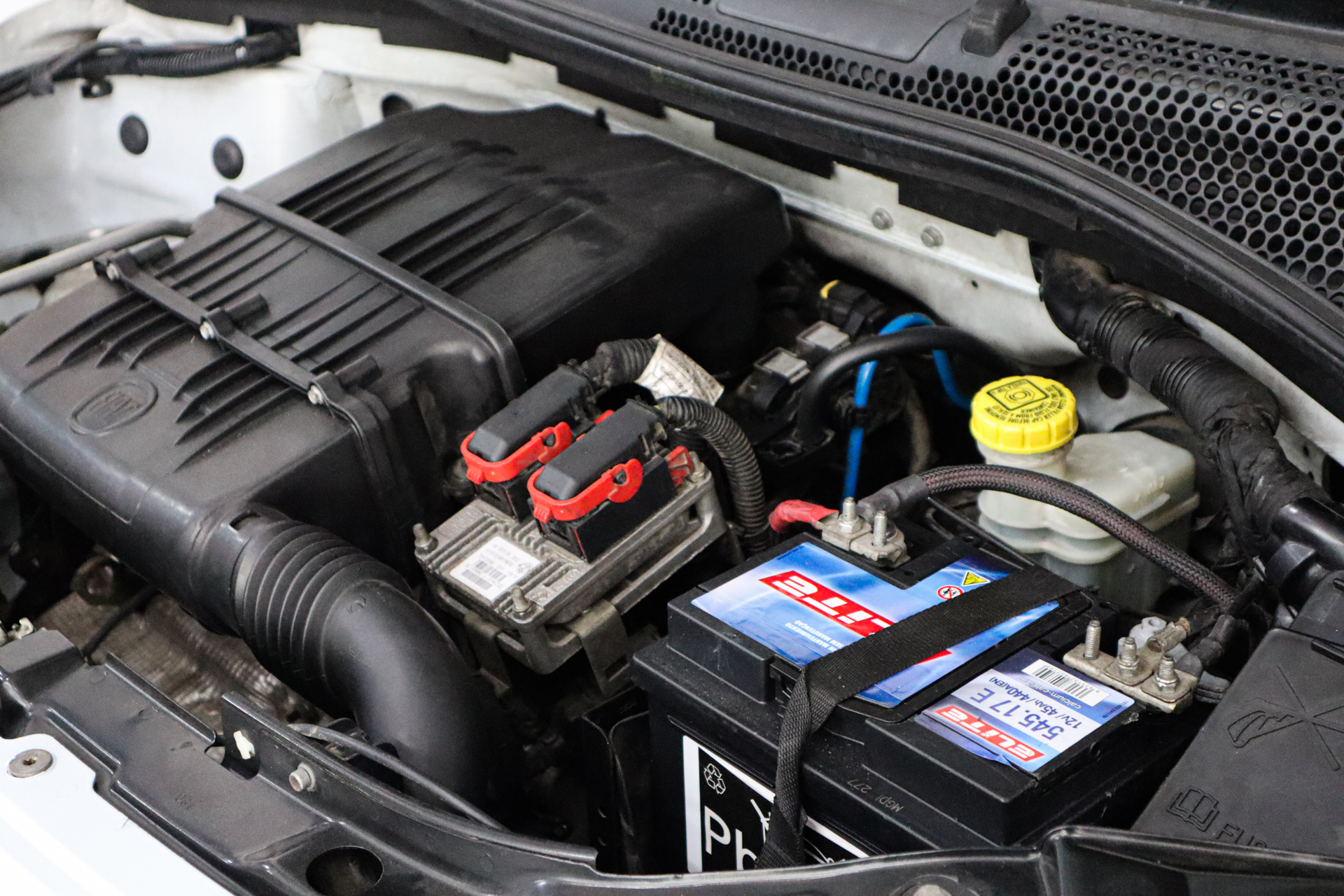 5 aspectos imprescindibles de la electrónica automóvil que deberías conocer