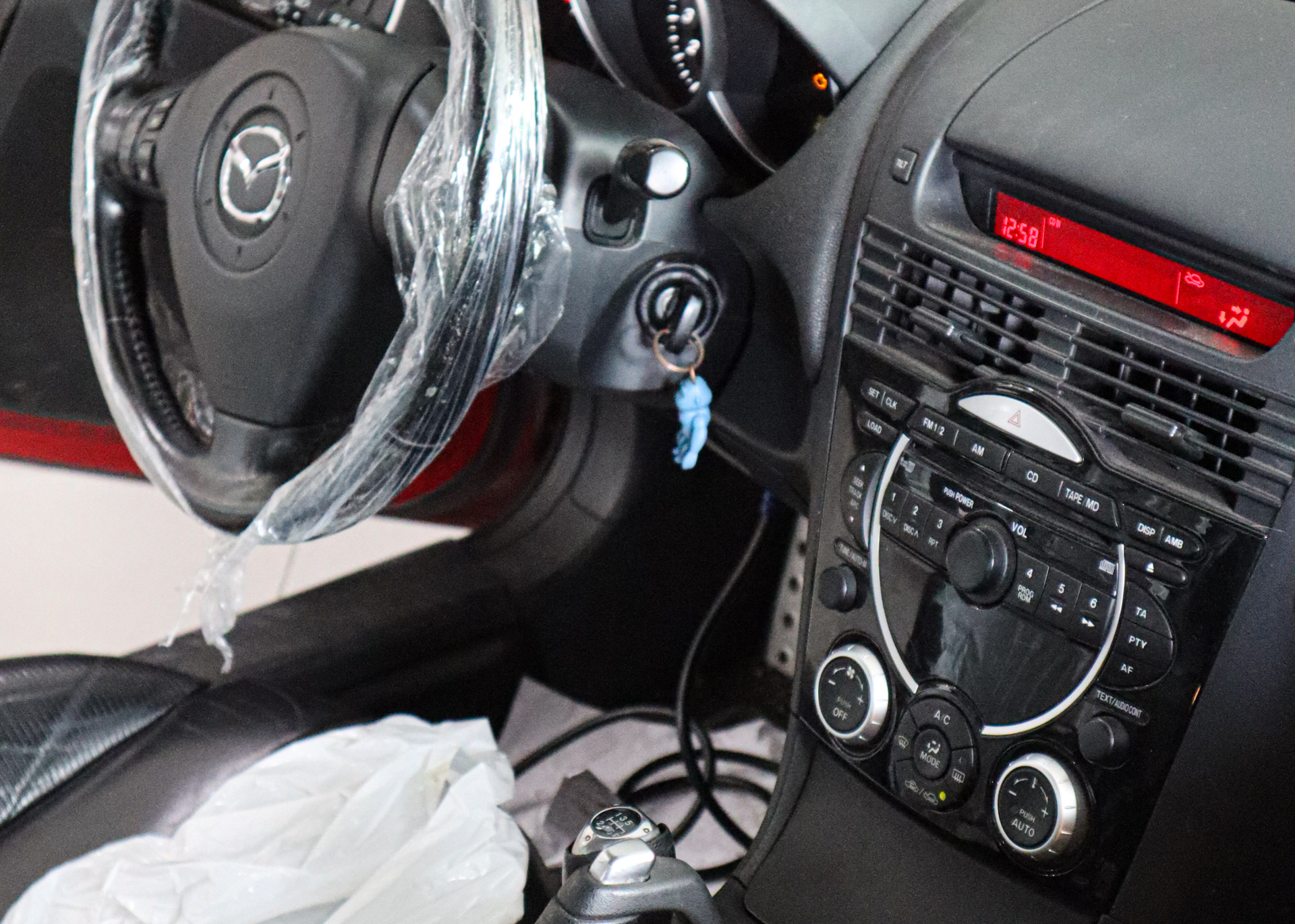 5 Increíbles Mejoras que Puedes Conseguir con la Reprogramación de la Electrónica para Coches