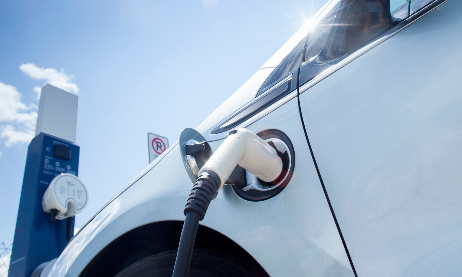 15 Razones por las que los Coches Conectados Están Definiendo el Futuro del Automovilismo