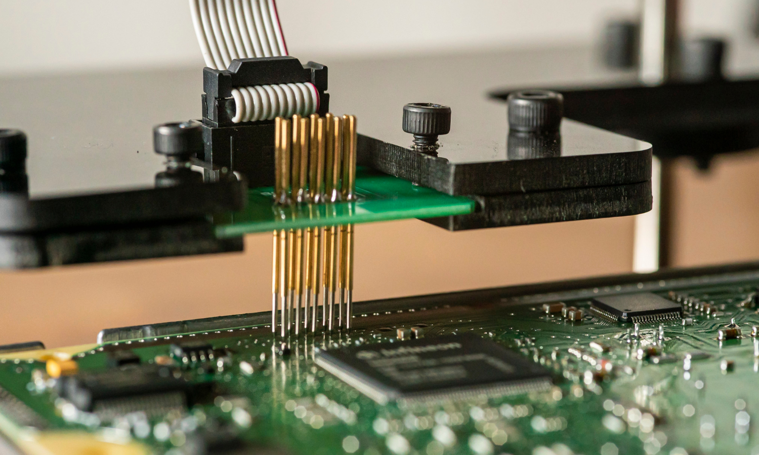 7 Innovaciones Clave de la Nueva Centralita Eléctrica de Bosch para Vehículos del Futuro