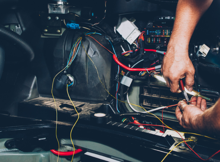 Adaptaciones y Activaciones de Origen: Lo Nuevo en Personalización Electrónica de Vehículos